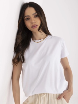 Biały t-shirt o klasycznym kroju