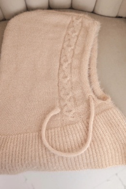 Kaptur z kominem damski z wiązaniem Beżowy