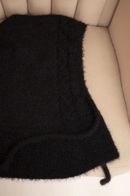 Kaptur z kominem damski z wiązaniem Czarny