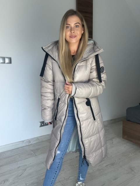 Kurtka zimowa pikowana beżowa długa z kapturem